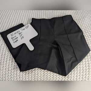 LOFT Black Women's‎ Shorts